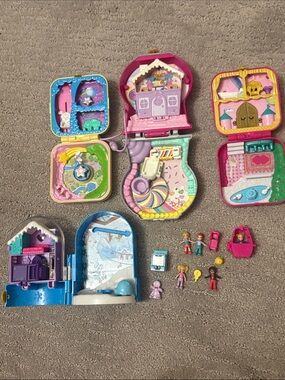 Polly pocket collection